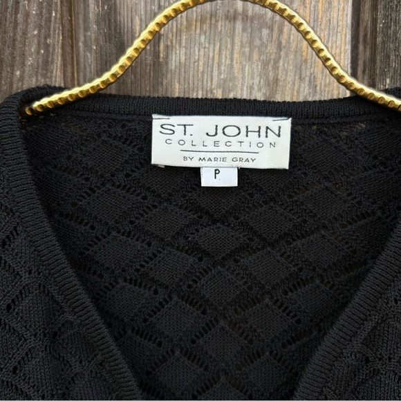 St. John Collection Blouse Tunic Black Knit Lace Quiet Boho Luxury Chic sz S - Picture 3 of 5